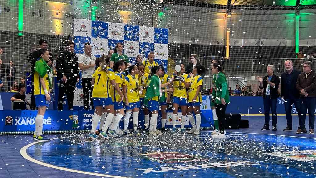 Futebol feminino: Brasil é campeão do Torneio Internacional — Rede