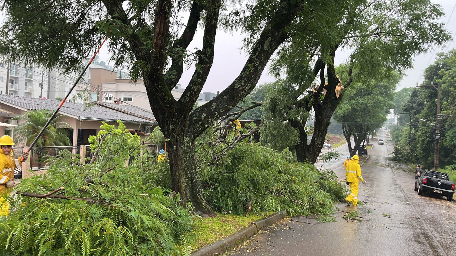 Xanxerê decretará situação de emergência em razão de temporal que